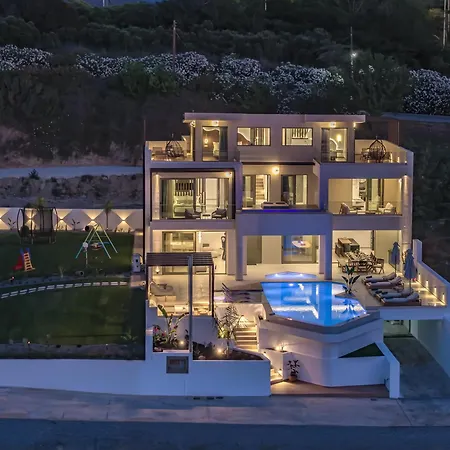 فيلة Luxurious Selestine - With Private Pool Pánormos