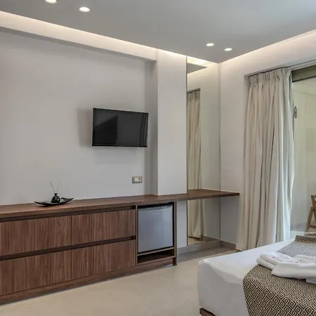 Luxurious Selestine - With Private Pool
